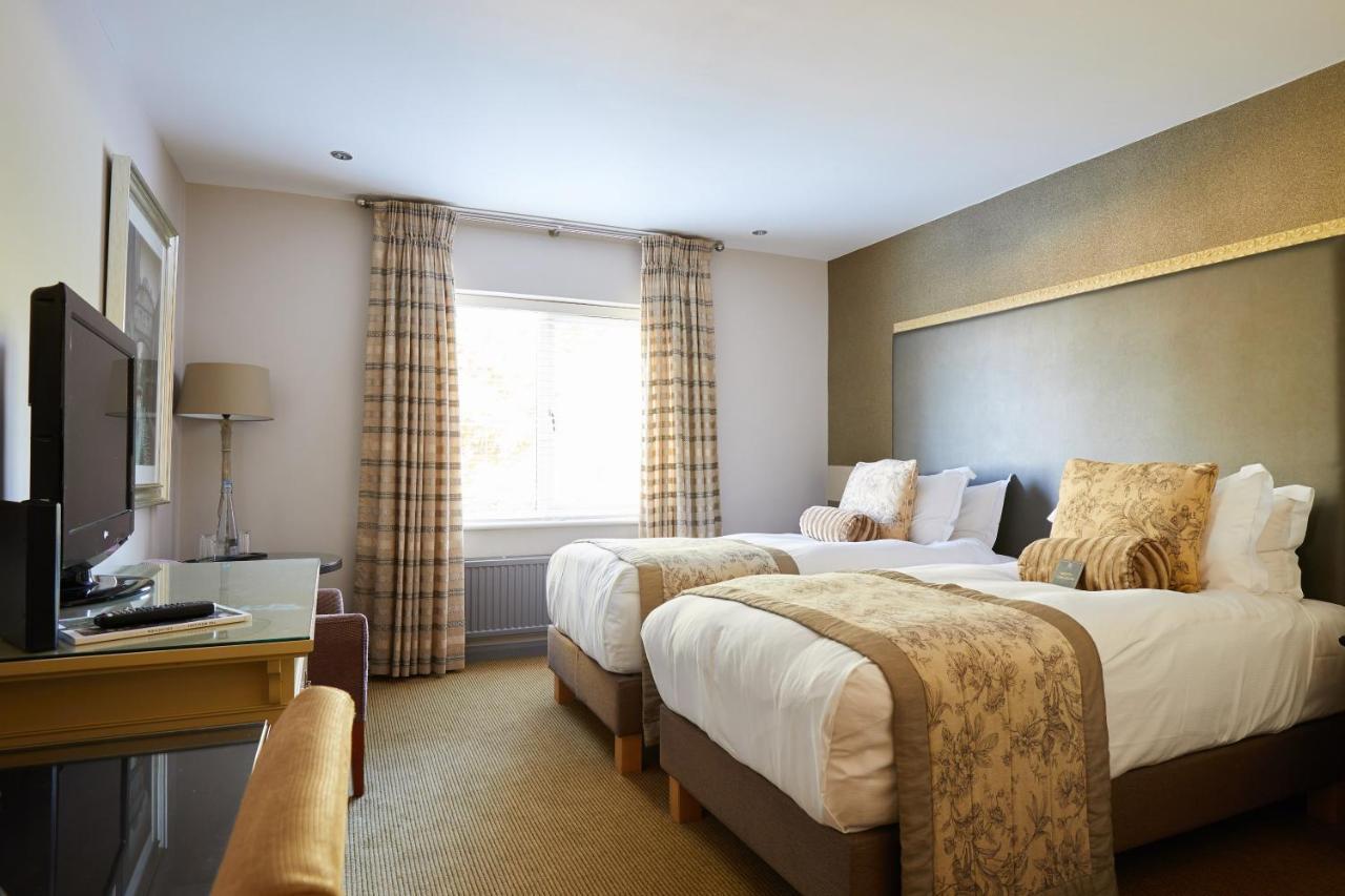 Worldhotels Distinctive Woughton House Hotel Милтон-Кейнс Экстерьер фото