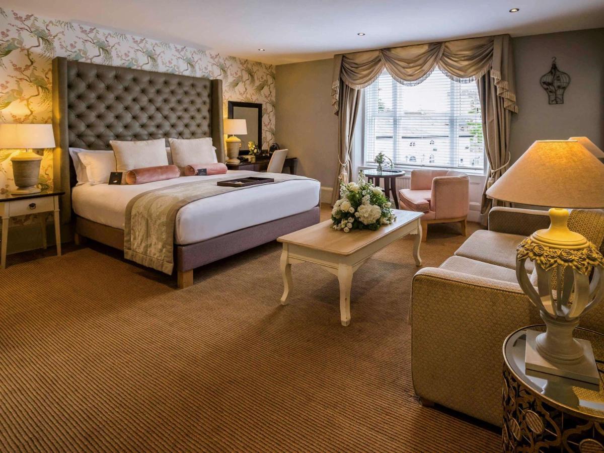 Worldhotels Distinctive Woughton House Hotel Милтон-Кейнс Экстерьер фото